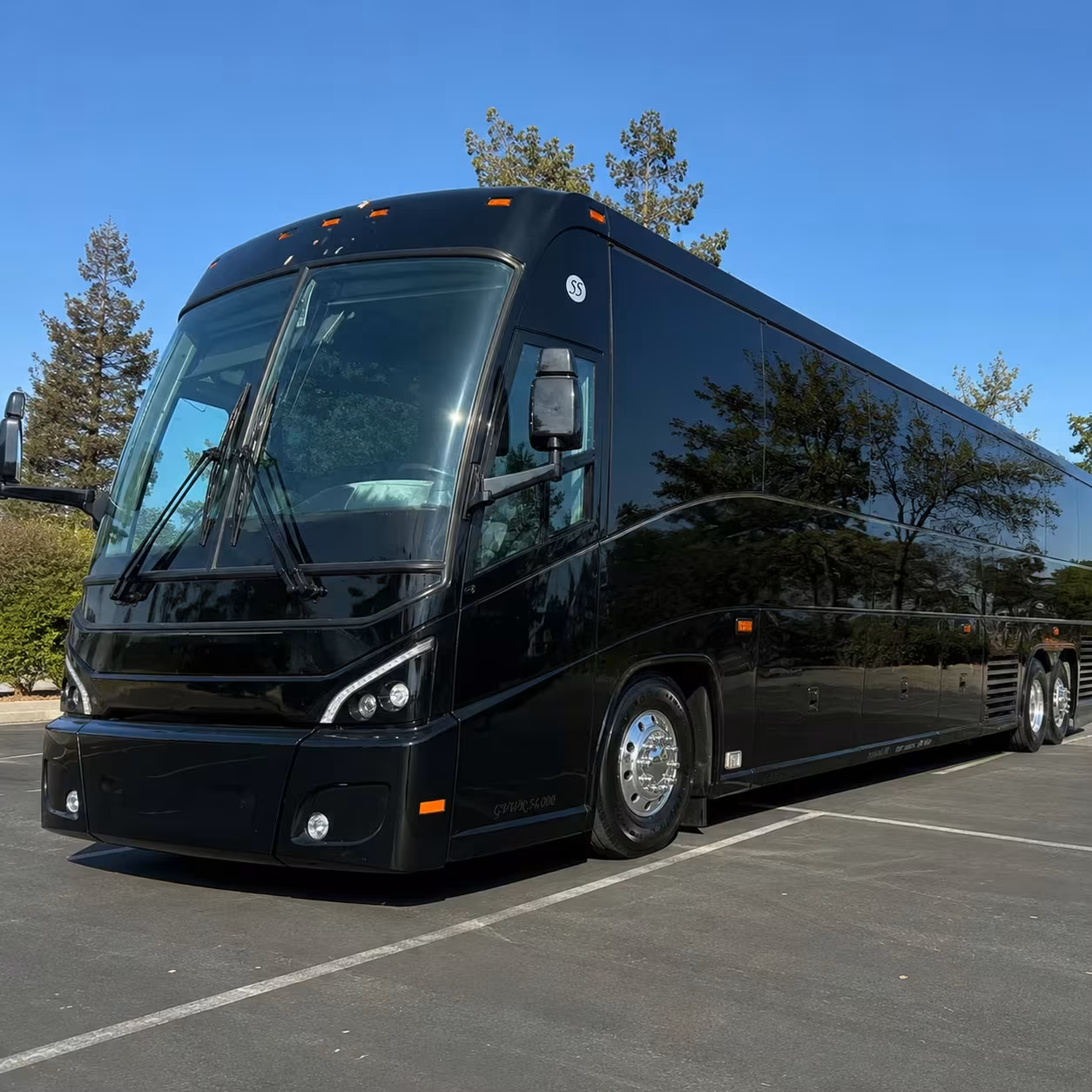 longmont charter bus rentals for youth retreats and faith camps