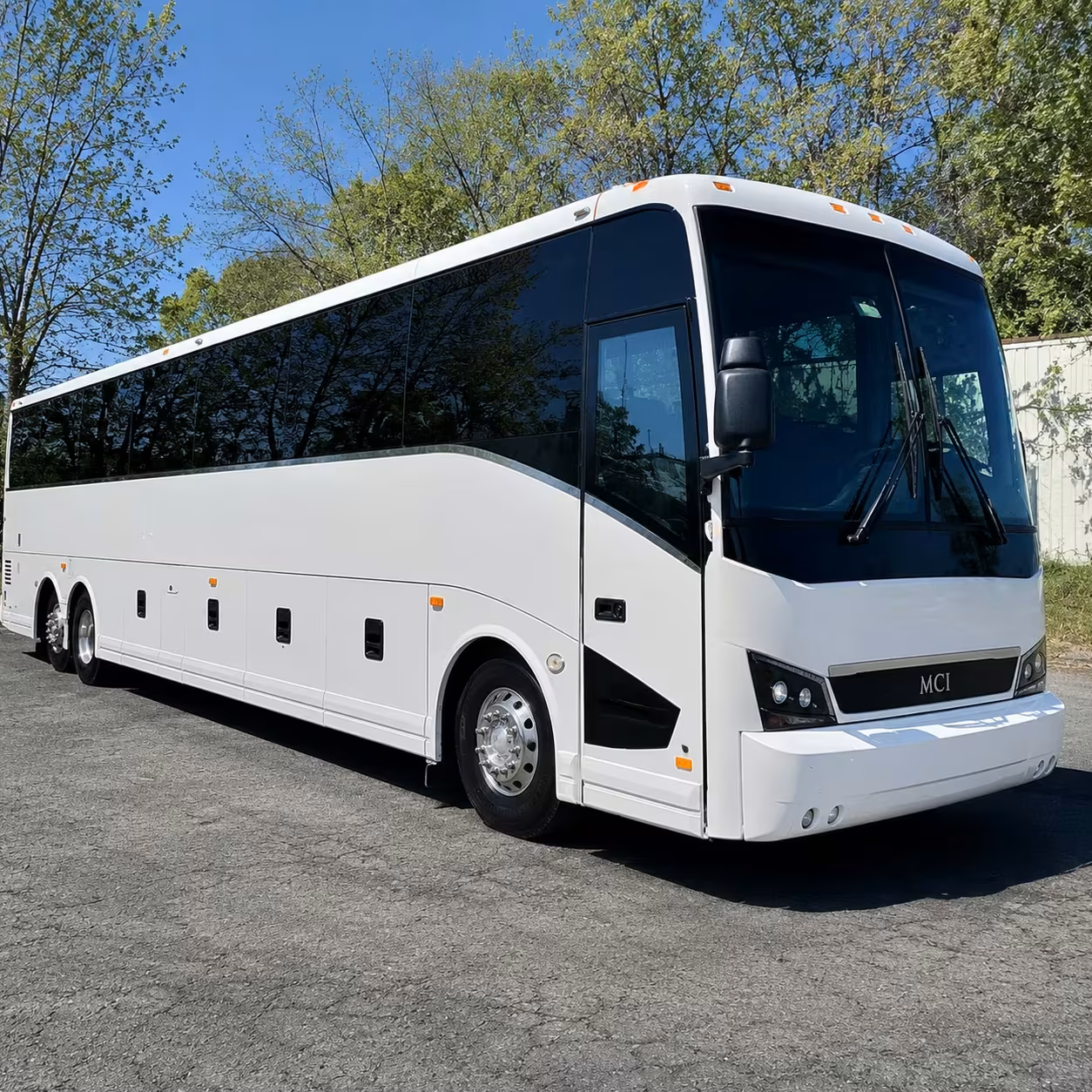 longmont shuttle buses for conferences at boulder hotels