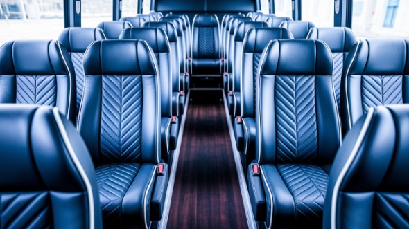 longmont 15 passenger minibus rental